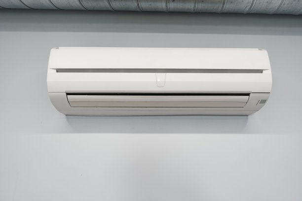 灰色墙壁房间内部的空调图片下载