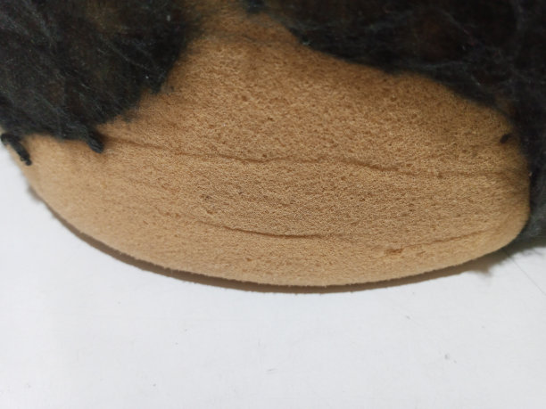 一张带有床垫对象的简单照片图片下载