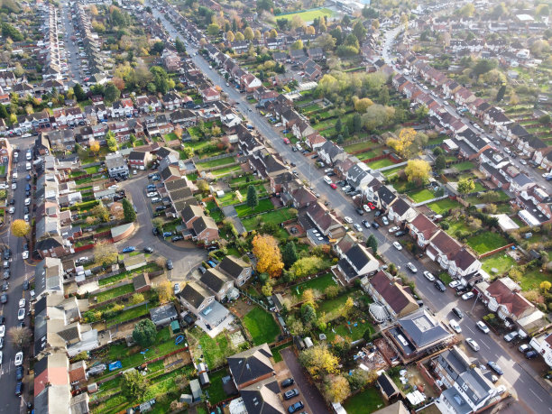 英国城镇和住宅的高角度视图图片下载