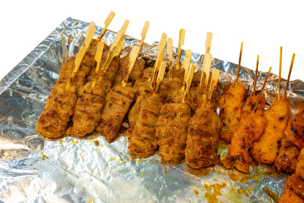 泰式烤猪肉在耐热箔，烧烤食物快在泰国，重点选择。图片下载