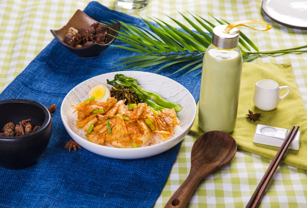 牛筋饭套餐图片下载