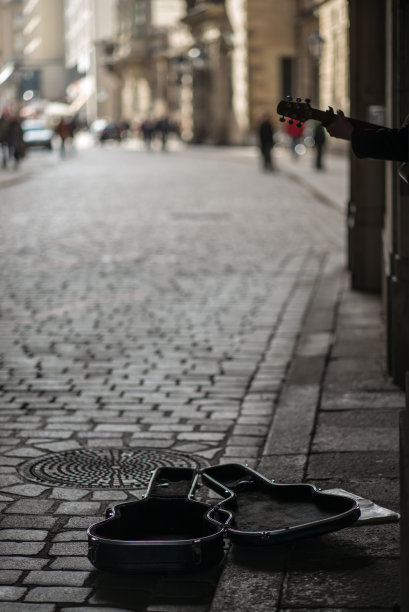 街头音乐家图片下载