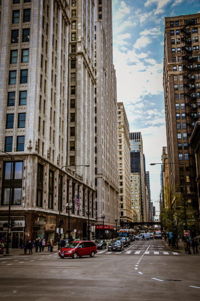 芝加哥市中心的街景图片下载