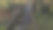 桥梁和人行天桥是受欢迎的自然景观。有栏杆的观景台，横跨河谷槽。砾石小径和花岗岩马赛克。十字形状，在溪流上方，树形，螺栓和螺母图片下载