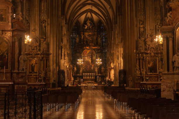 令人惊叹的教堂图片下载