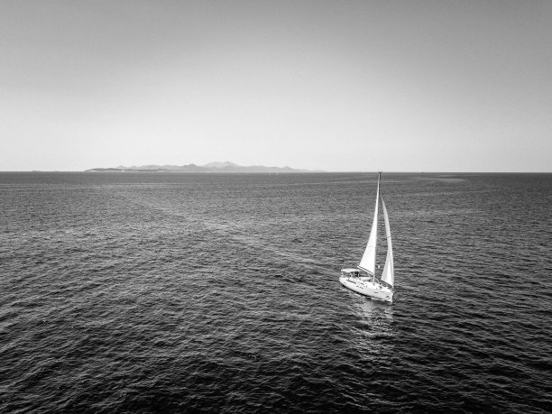 环球航行图片下载