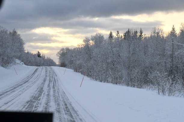 冬天的挪威北极图片下载