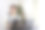幼儿园老师弹钢琴的形象图片下载