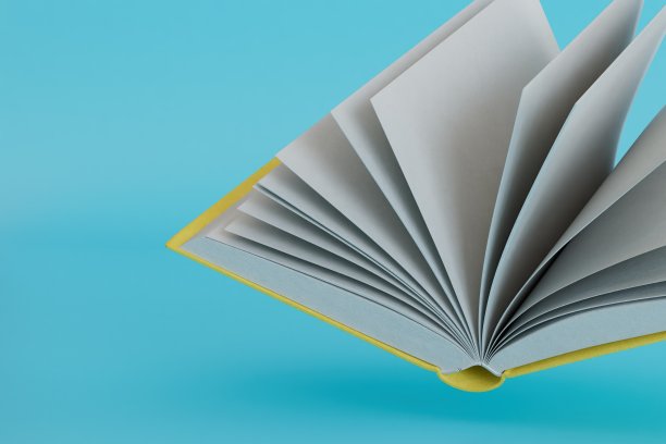 热爱读书。一本蓝色背景的打开的书。三维渲染图片下载