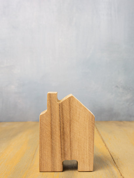 木质房屋用于建筑或财产概念图片下载