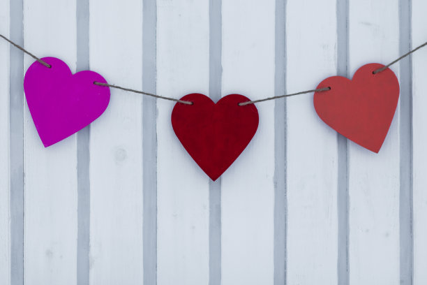 情人节的装饰是红心图片下载