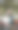 年轻美丽的女子在秋天落叶工作与她的电脑图片下载