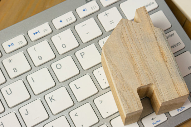 木质房屋用于建筑或财产概念图片下载