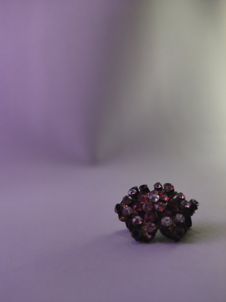 银戒指，雪花形状图片下载