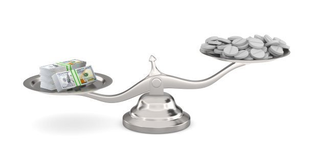 大量的金钱和平板电脑。孤立的3D插图在白色背景图片下载