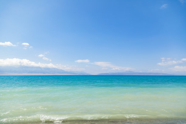 新疆色力木湖景观图片下载