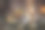 基督圣像，模糊的复活节彩蛋和蜡烛在基督教东正教教堂的背景。蜡烛的火焰在教堂黑暗神圣的内部图片下载