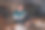一个坐在轮椅上的残疾人做自由职业者图片下载