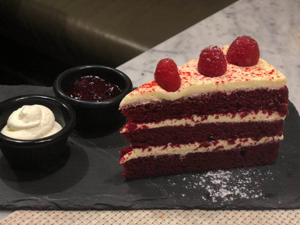 红丝绒蛋糕图片下载