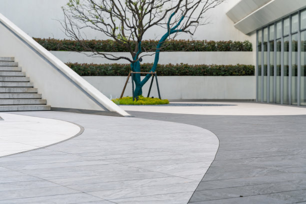 灰色空旷的一楼，现代办公楼外观图片下载