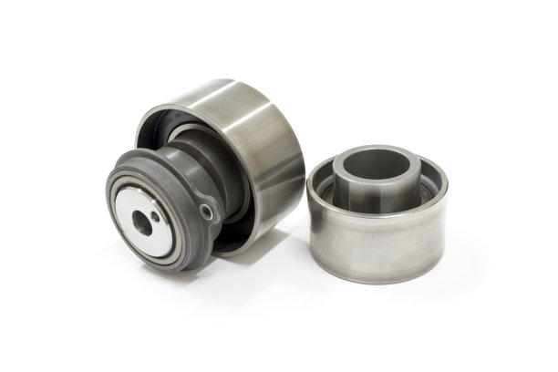 同步带轴承白色背景，隔离，汽车维修服务。图片下载