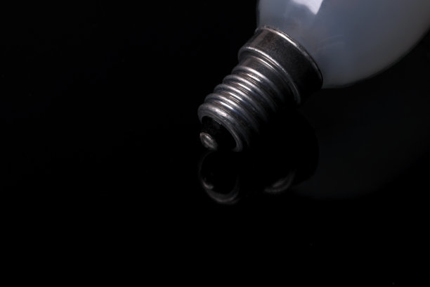 底光白炽灯图片下载