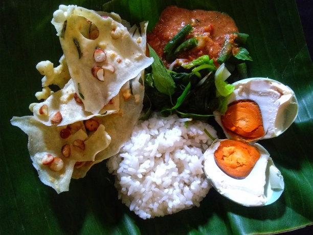 印尼传统食品，蔬菜pecel图片下载