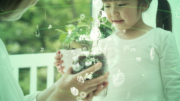 环境技术概念。绿色科技。儿童教育。可持续发展目标。西班牙。图片下载