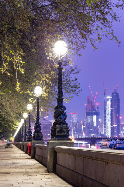 泰晤士河长廊，英国伦敦图片下载