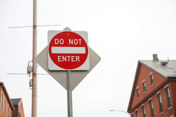 道路标志，停车标志，请勿停车，减速，小心限速，残疾人停车图片下载