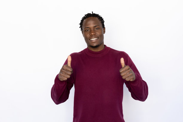 快乐的男人竖起大拇指图片下载