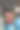 男子肩膀上浅棕色信使皮包的特写照片图片下载