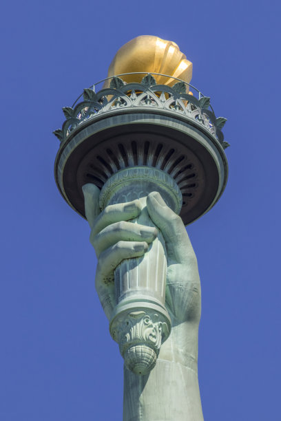 Detail of The Statue of Liberty (La Liberté éclairant le monde), Liberty Island, New York City, United States.图片下载