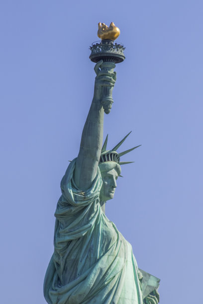 The Statue of Liberty (La Liberté éclairant le monde), Liberty Island, New York City, United States.图片下载