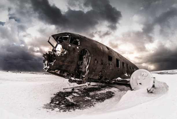 Sólheimasandur Plane Crash in Iceland图片下载