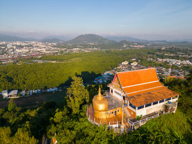 泰国普吉岛西雷寺泰国佛教图片下载