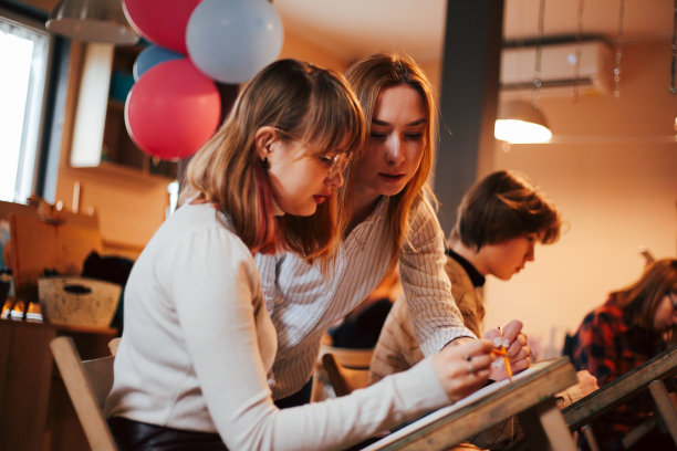 儿童艺术学校图片下载