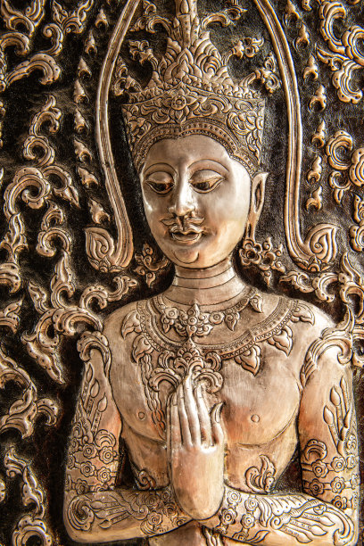 庙里的银雕艺术图片下载