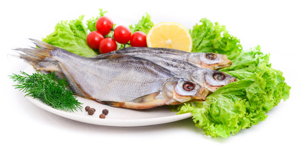 盘上的干蟑螂(Rutilus Rutilus)图片下载