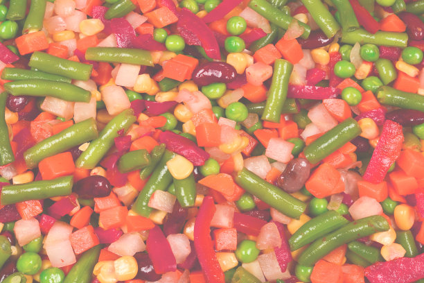 切片蔬菜，玉米，豆子，豌豆，胡萝卜，甜椒。图片下载