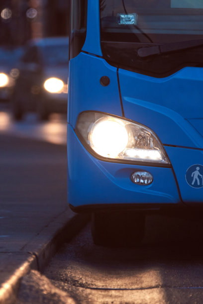 匈牙利布达佩斯的公共交通。图片下载