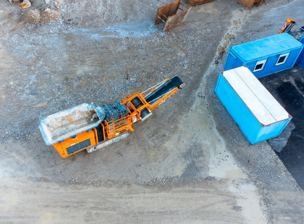 石破碎机鸟瞰图图片下载