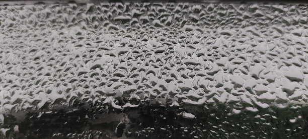 冬天车窗上的雪图片下载