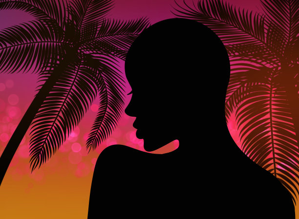 非洲妇女剪影在日落和棕榈树图片下载