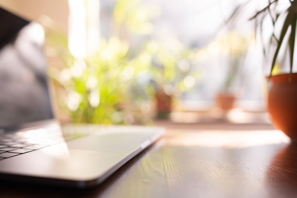 在家工作图片下载