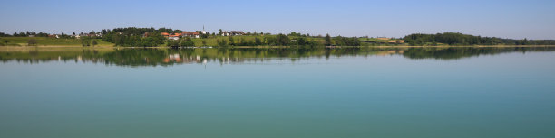 瑞士苏黎世州的夏季景观。图片下载
