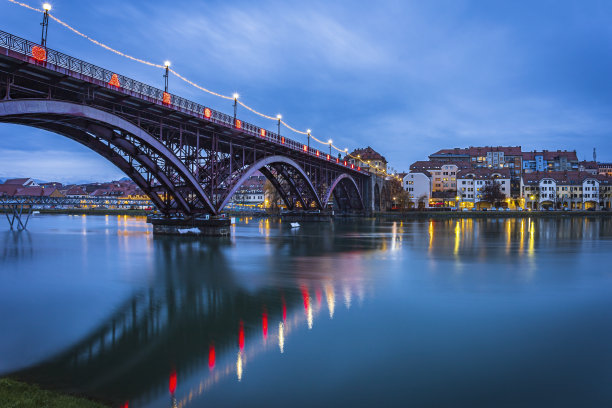 斯洛文尼亚马里博尔市图片下载