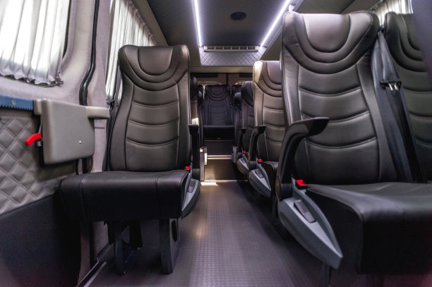 舒适的内饰，软座椅图片下载
