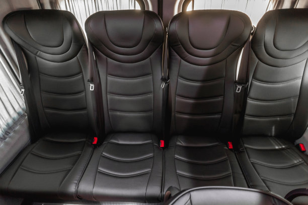 舒适的内饰，软座椅图片下载