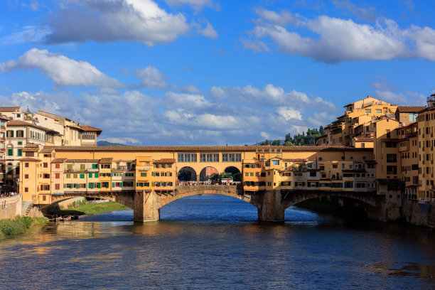 意大利佛罗伦萨的维奇奥桥图片下载